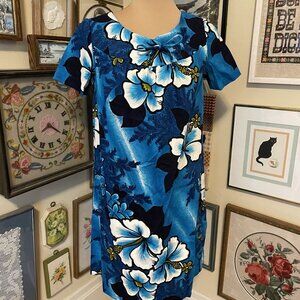Vintage Penneys Blue & White 100% Cotton Hawaiian Floral Short Sleeve Dress